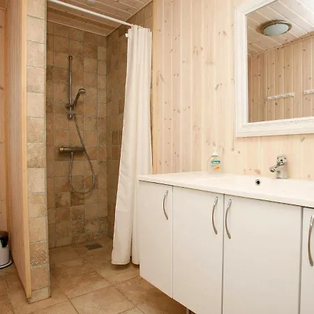 Six-bedroom Holiday In *